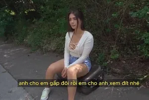 Mẹ đơn thân gạ địt bạn của con trai