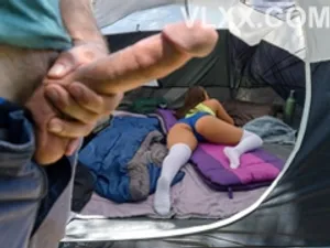 Mượn vợ yêu của bạn giả làm con ghệ để đến một buổi tiệc và cái kết